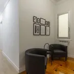 Rent a room of 115 m² in madrid