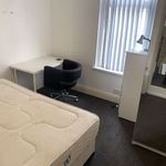 Rent 4 bedroom house in Liverpool