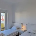 Rent 2 bedroom apartment of 100 m² in lisbon