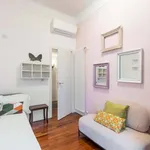 Rent 4 bedroom apartment of 119 m² in Milan