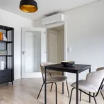 Rent 2 bedroom apartment of 65 m² in Lisbon