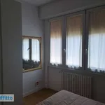 Rent 2 bedroom apartment of 60 m² in Milan