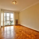 Rent 4 bedroom apartment in Sint-Pieters-Woluwe