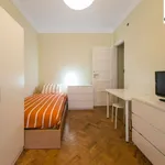 Rent 5 bedroom apartment in Lisbon