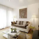 Rent 1 bedroom apartment of 431 m² in Paris