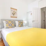 Rent 2 bedroom apartment of 100 m² in Lisbon