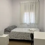 Rent 2 bedroom apartment in seville