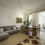 Rent 1 bedroom apartment of 65 m² in porto