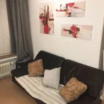 Rent 1 bedroom apartment of 28 m² in Dusseldorf