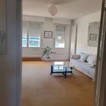 Rent 4 bedroom apartment of 93 m² in SAUMUR