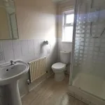 Rent 5 bedroom flat in Wales