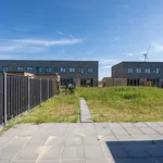 Huur 3 slaapkamer huis van 94 m² in Almere