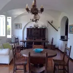 Rent 7 bedroom house of 195 m² in Forio