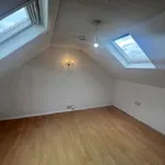 Rent 4 bedroom flat in Wales