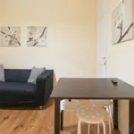 Rent a room in lisbon