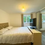 Rent 2 bedroom flat in Edinburgh