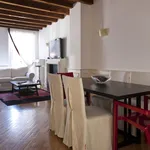 Rent 4 bedroom apartment of 75 m² in Milan