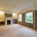 Rent 5 bedroom house in South East England