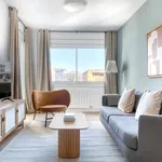 Rent 3 bedroom apartment of 90 m² in Barcelona