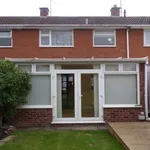 Rent 3 bedroom flat in Exeter