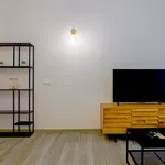 Rent 3 bedroom apartment of 45 m² in Barcelona