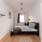 Rent a room of 83 m² in berlin