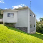 Rent 3 bedroom house in Kaipātiki