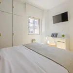 Rent a room of 130 m² in madrid