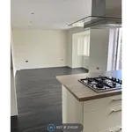 Rent 4 bedroom house in North West England