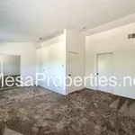 Rent 3 bedroom house of 190 m² in San Bernardino