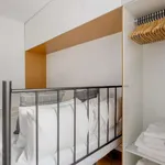 Rent 2 bedroom apartment of 71 m² in lisbon