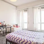 Rent 4 bedroom apartment in Rome