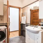 Rent 3 bedroom apartment of 90 m² in rome