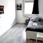 Miete 4 Schlafzimmer wohnung von 100 m² in Solingen