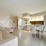 Rent 3 bedroom apartment of 95 m² in Rome