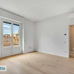 Rent 3 bedroom apartment of 86 m² in Milan