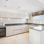 Rent 3 bedroom flat in London