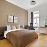 Miete 2 Schlafzimmer wohnung von 936 m² in vienna