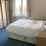 Rent 2 bedroom flat in East Midlands