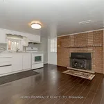 Rent 4 bedroom house in Toronto