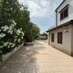 Rent 2 bedroom house of 150 m² in carini