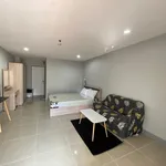 Rent 1 bedroom apartment of 32 m² in Bangkok