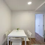 Rent a room of 75 m² in valencia