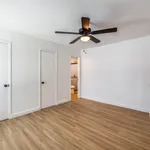 Rent 2 bedroom apartment in Tarrant