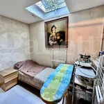 Rent 5 bedroom apartment of 160 m² in Roma