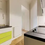 Pronajměte si pokoj o rozloze 92 m² v prague