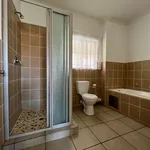 Rent 2 bedroom apartment in Randburg