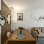 Rent 1 bedroom apartment of 60 m² in Queluz