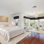 Rent 4 bedroom house in Caulfield South