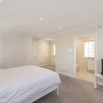 Rent 5 bedroom house in South East England